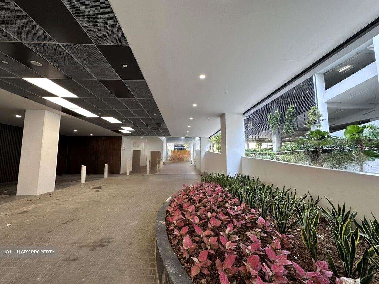 Luxasia Building (D19), Factory #483515071